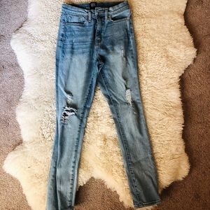 BDG boyfriend skinny distressed jeans